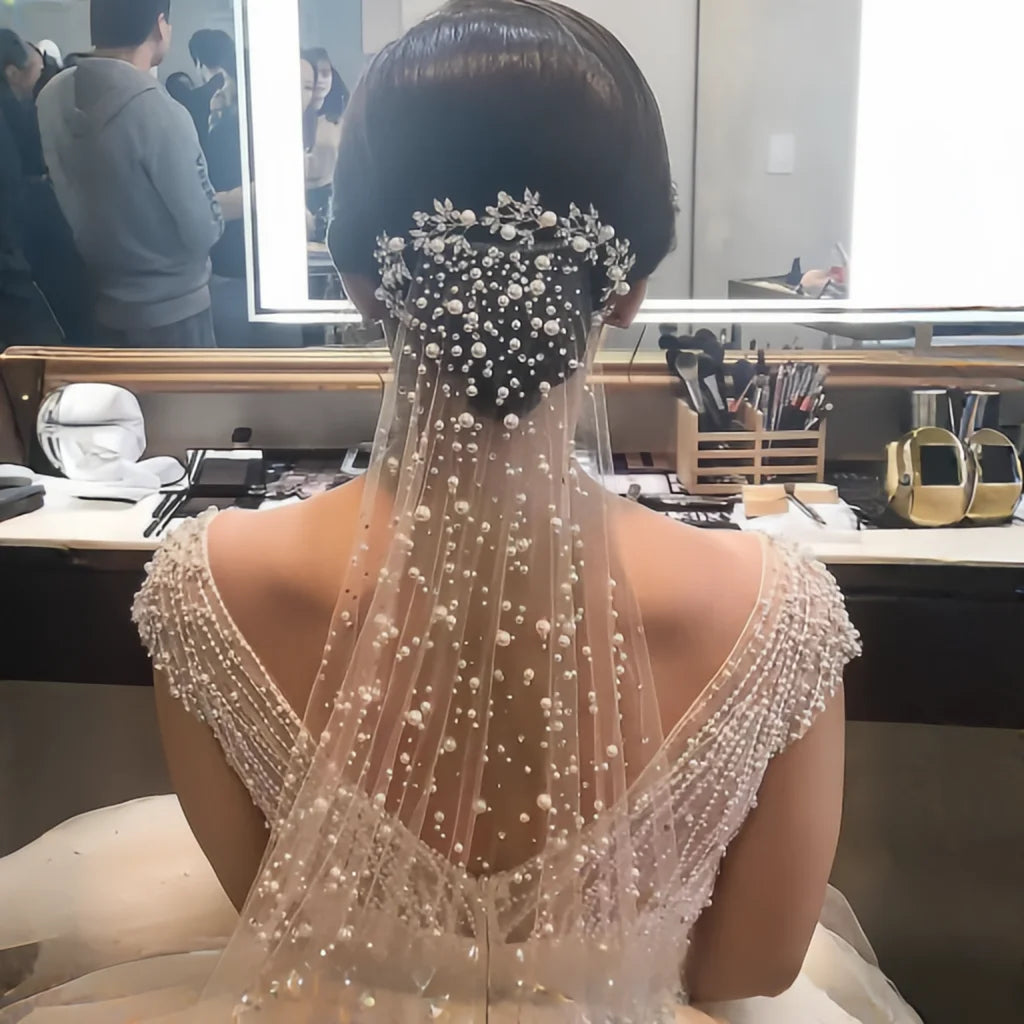 V135 Kurze Perlen Brautschleier 1 Ebenen Hochzeit Strass Schleier Hochzeit Haarschmuck für Bräute Fingertip Länge