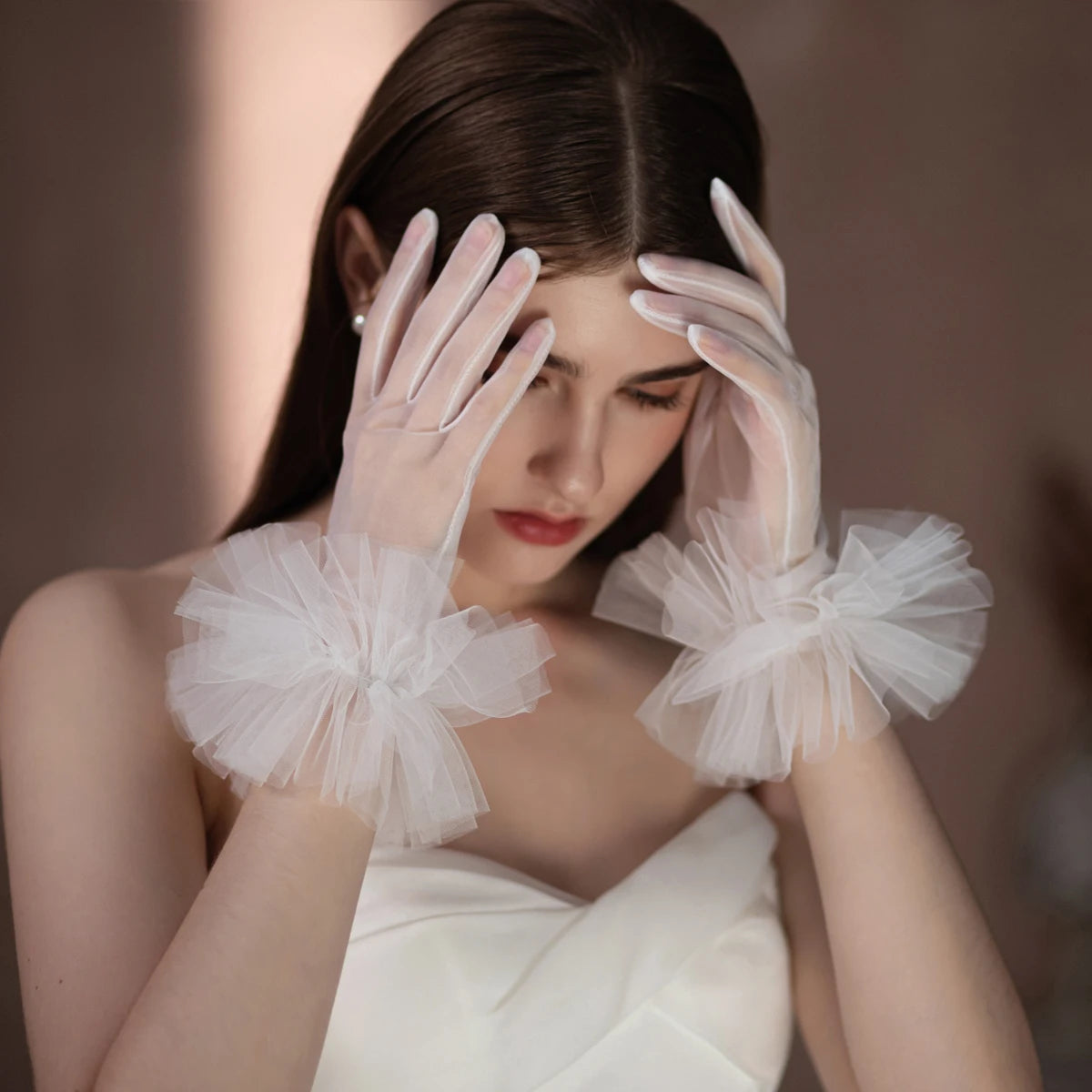 Short Tulle Bridal Gloves – Crystal Beaded Lace Appliqué