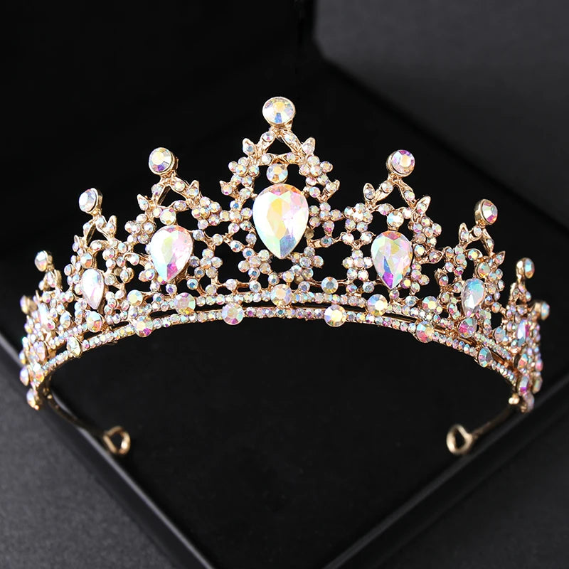 Silbernes Brautdiadem mit Kristallen – Hochzeitskrone & Haarschmuck