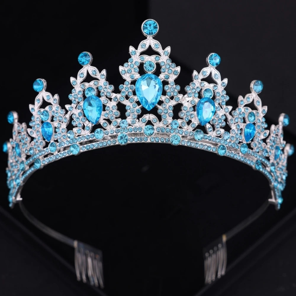 Silbernes Brautdiadem mit Kristallen – Hochzeitskrone & Haarschmuck