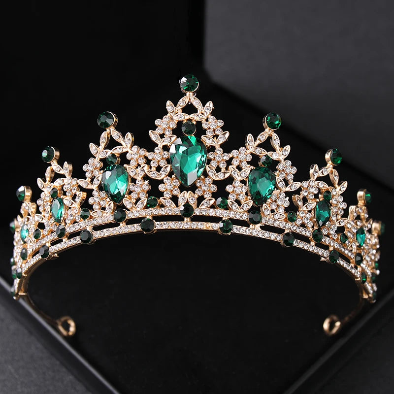 Silbernes Brautdiadem mit Kristallen – Hochzeitskrone & Haarschmuck