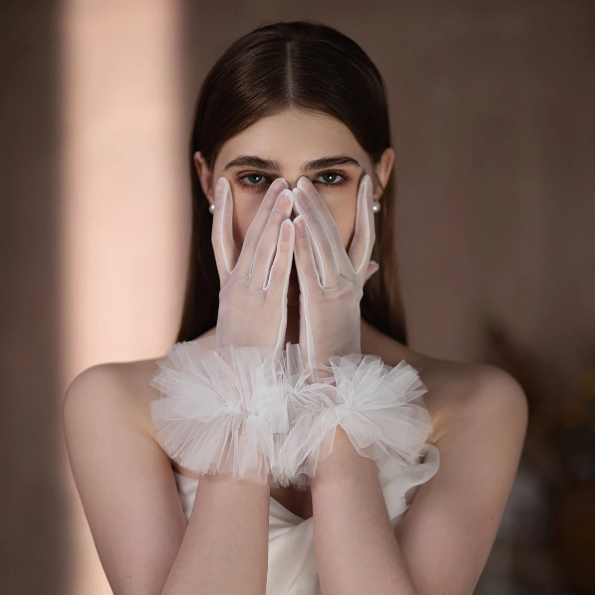 Short Tulle Bridal Gloves – Crystal Beaded Lace Appliqué