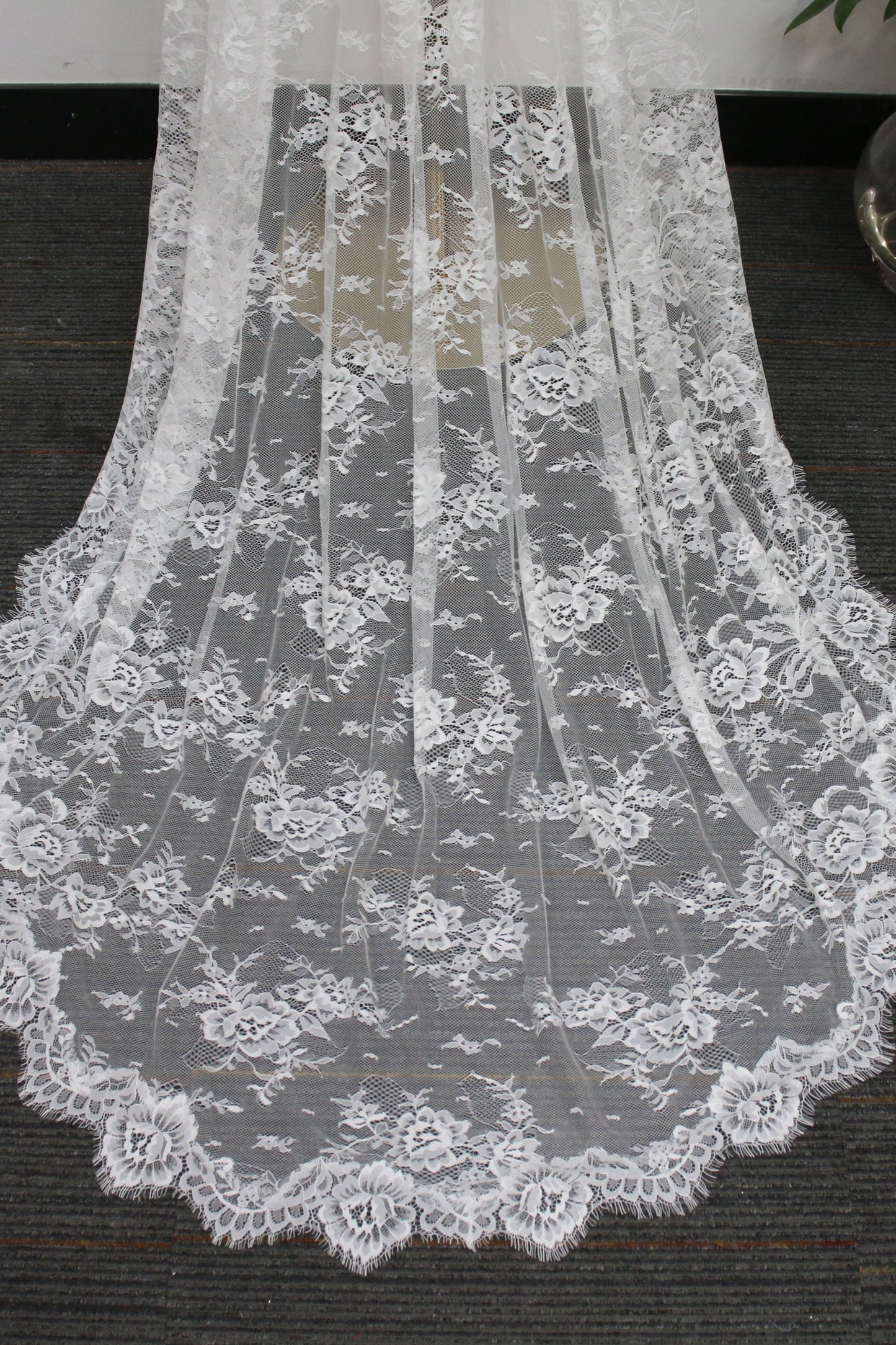 Vintage-Inspired Cathedral Lace Wedding Veil with Scalloped Edges