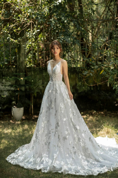 Nefertiti - Discover the Stunning A-Line Wedding Dress with Pretty Shoulder Straps, Open Back, and Gorgeous Floral Lace"