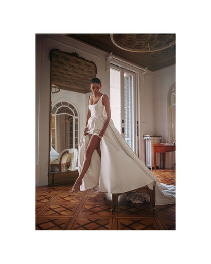 Sophisticated 2025 wedding dress with modern square collar and side slit skirt