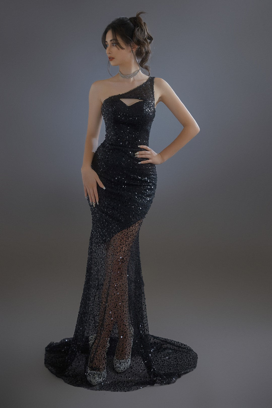 Luxurious Black One-Shoulder Corset Evening Dress