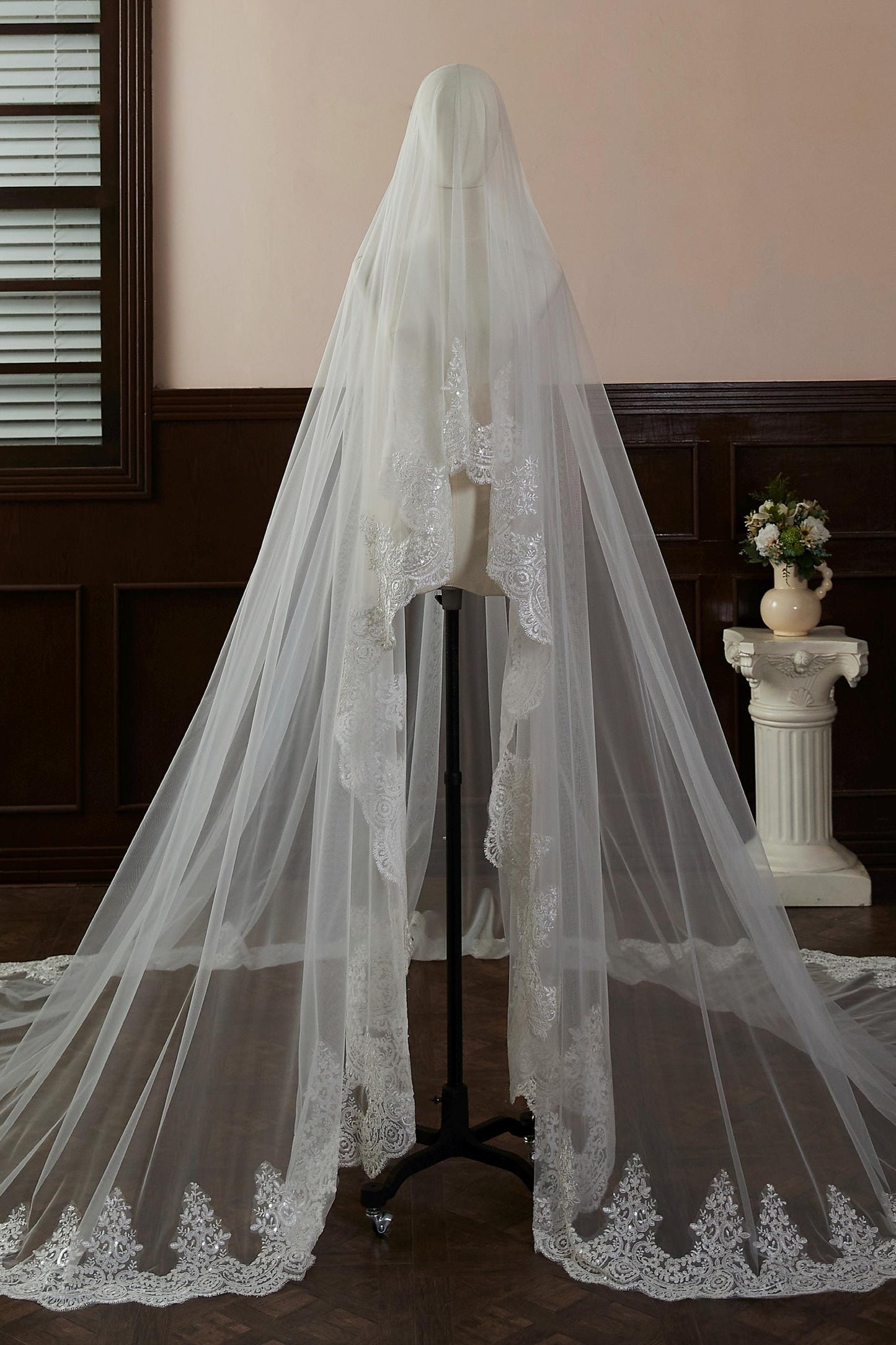 Royal Cathedral Wedding Veil with Scalloped Lace Trim