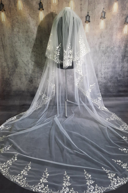 Enchanting Two-Layer Cathedral Wedding Veil with Delicate Leaf Embroidery