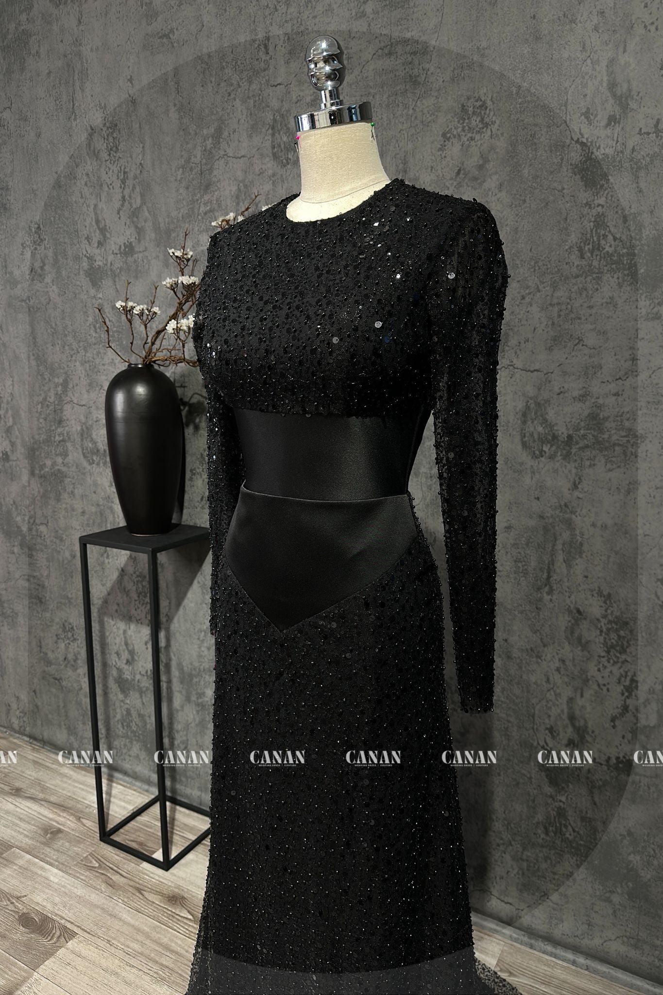 Daisy - Elegant and Classy Black Sheath Dress with Sparkling Long Sleeves
