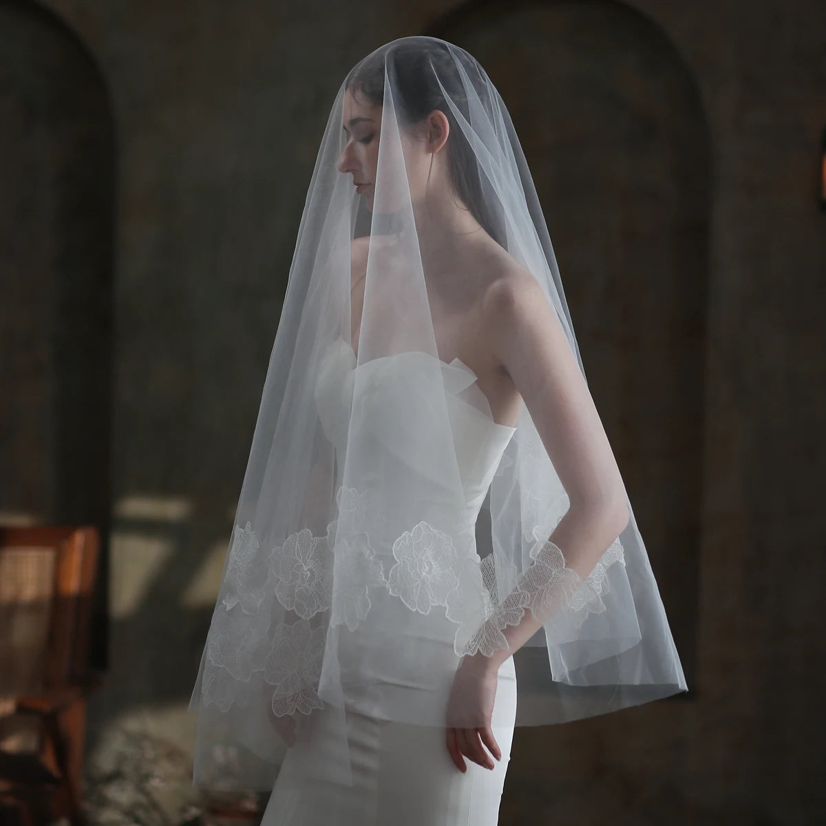 Canan Elegant Lace Bridal Veil – One-Layer Tulle with Face Covering