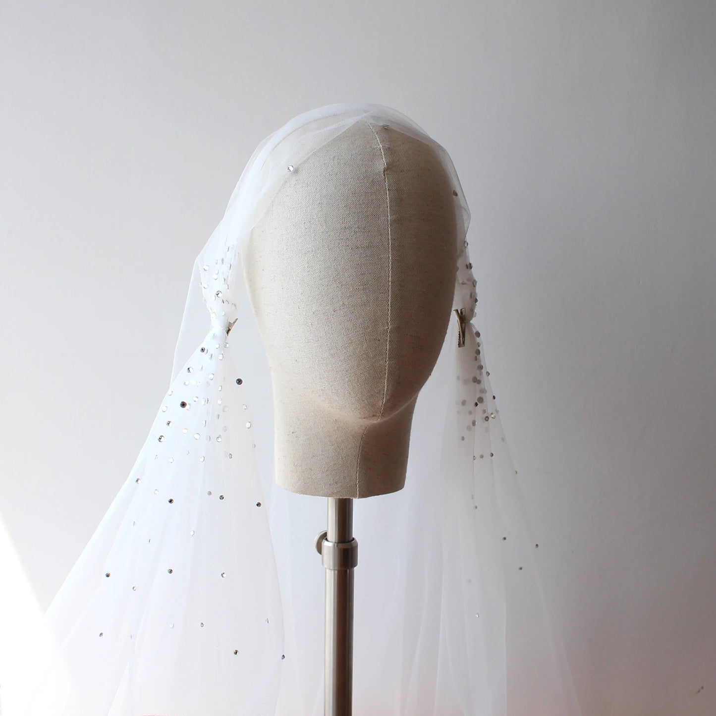 Canan Crystal Beaded Long Bridal Veil – Soft Tulle