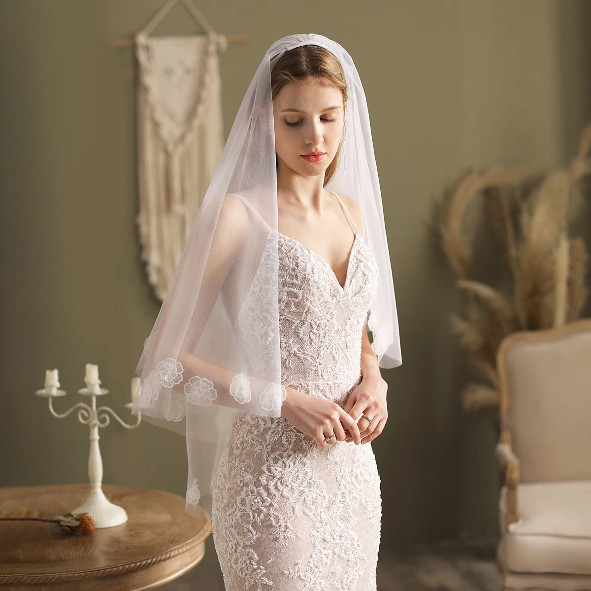 Canan Elegant Lace Floral Bridal Veil – Soft Tulle with Hair Comb