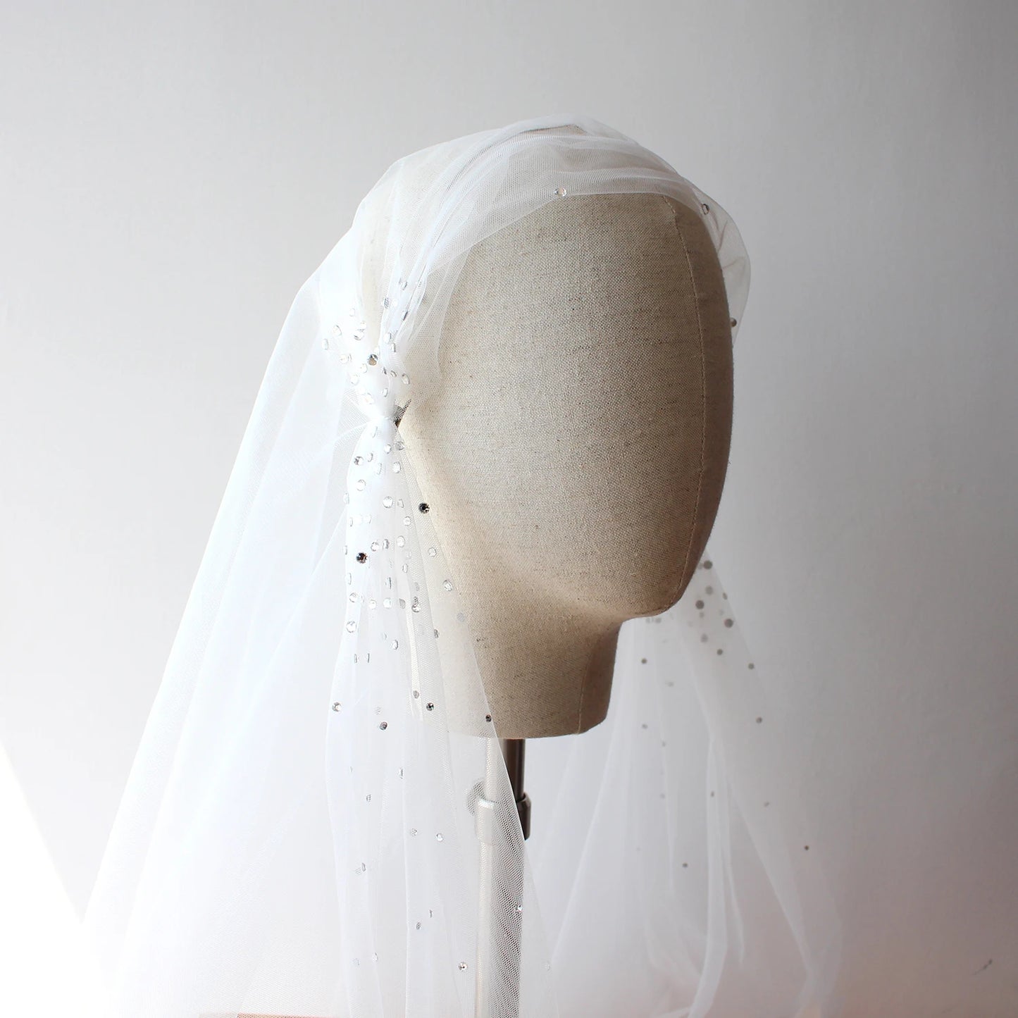 Canan Crystal Beaded Long Bridal Veil – Soft Tulle