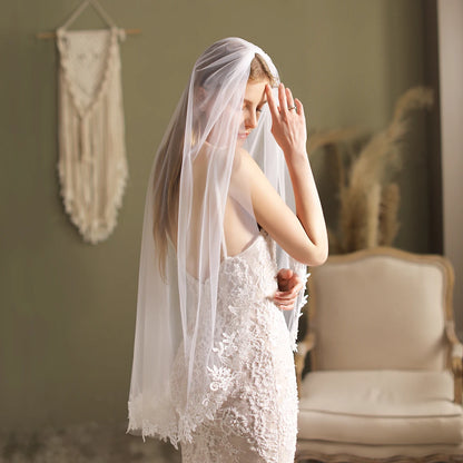 Canan Elegant Lace Appliqué Bridal Veil – One-Layer Tulle