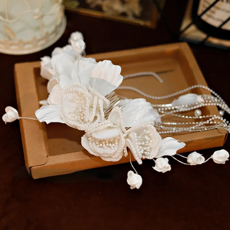 Bridal Satin Pearl Flower comb Beaded Tassel Hairpin Simple and Advanced Wedding Hair Accessories.