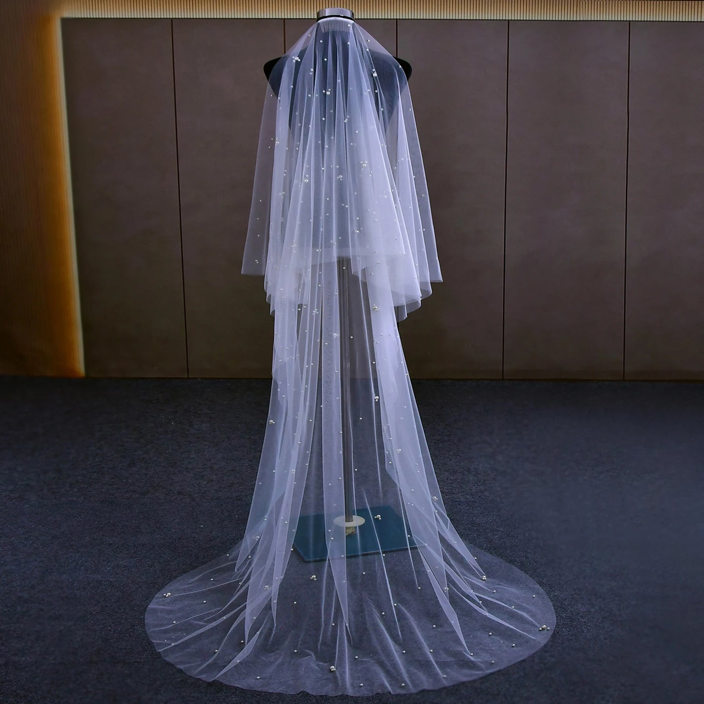 Elegant 2-Tier Bridal Veil – Soft Tulle Pearl-Adorned Wedding Veil with Blusher