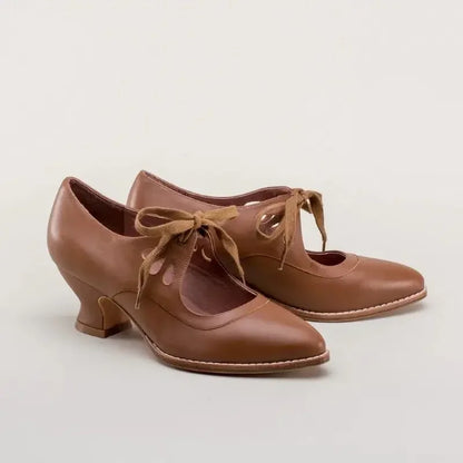 Retro Mary Jane Shoes – Hollow-Tied Pointed Chunky Heels (Plus Sizes)