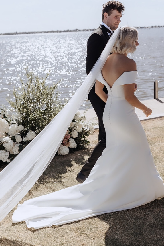 Minimalist Mermaid Wedding Dress with Off-the-Shoulder Sleeves and Sweet V-Neckline