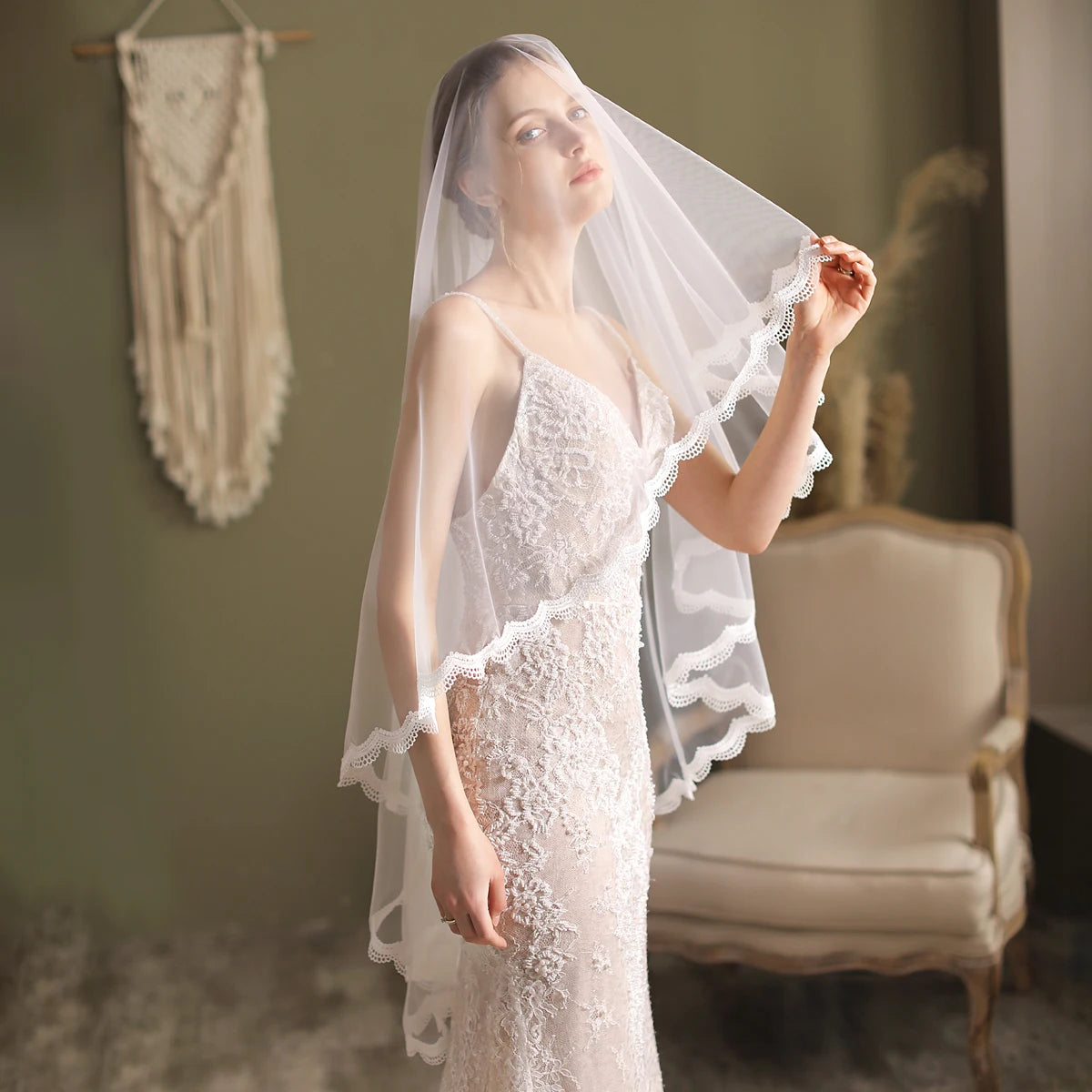 Canan Hollow Lace Bridal Veil – One-Layer Soft Tulle