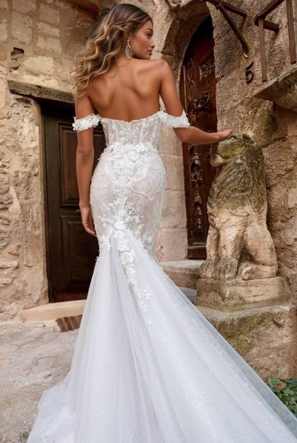 Glamorous Off-Shoulder Corset Mermaid Wedding Dress with Sparkling Tulle Train