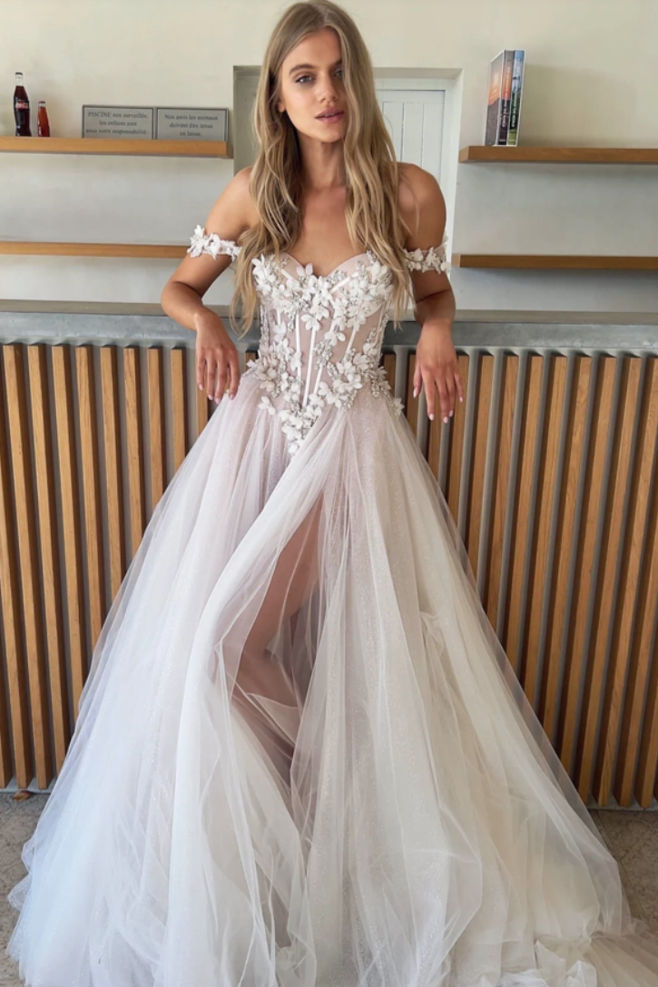 A line Corset wedding dress, Off-the-shoulder wedding dress with off white tulle