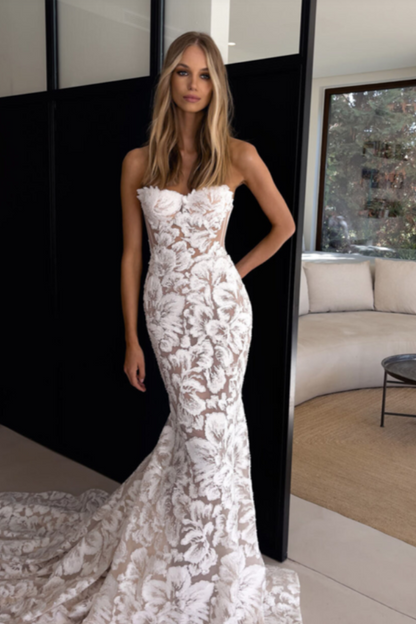 Floral lace mermaid wedding dress, Sleeveless corset wedding dress