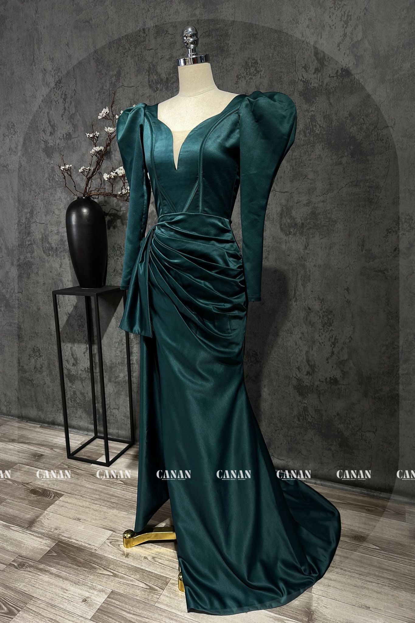 Serena - Luxurious Satin Mermaid Corset Dress with Seductive Open Legs and Delicate Ruffles