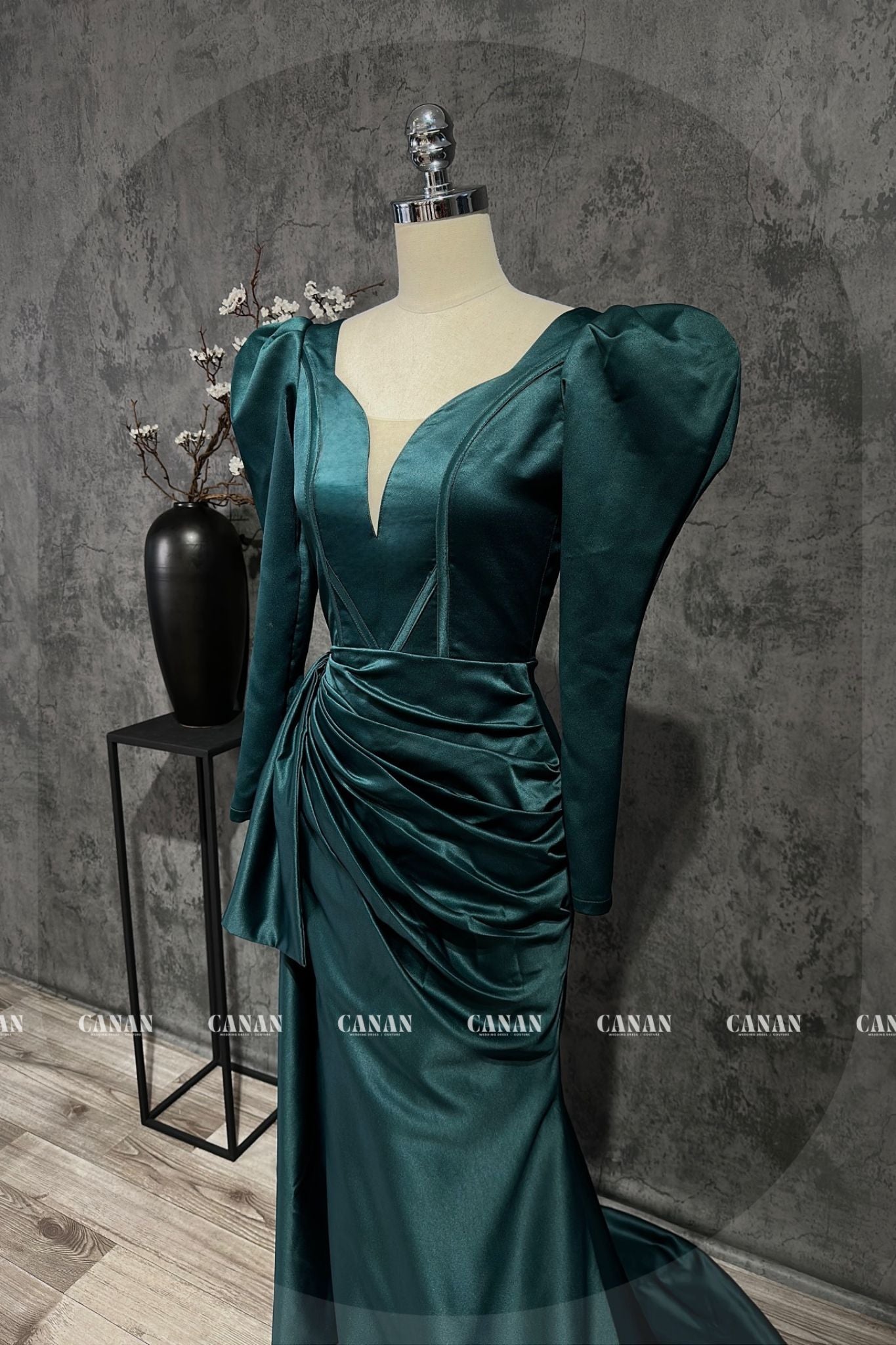 Serena - Luxurious Satin Mermaid Corset Dress with Seductive Open Legs and Delicate Ruffles