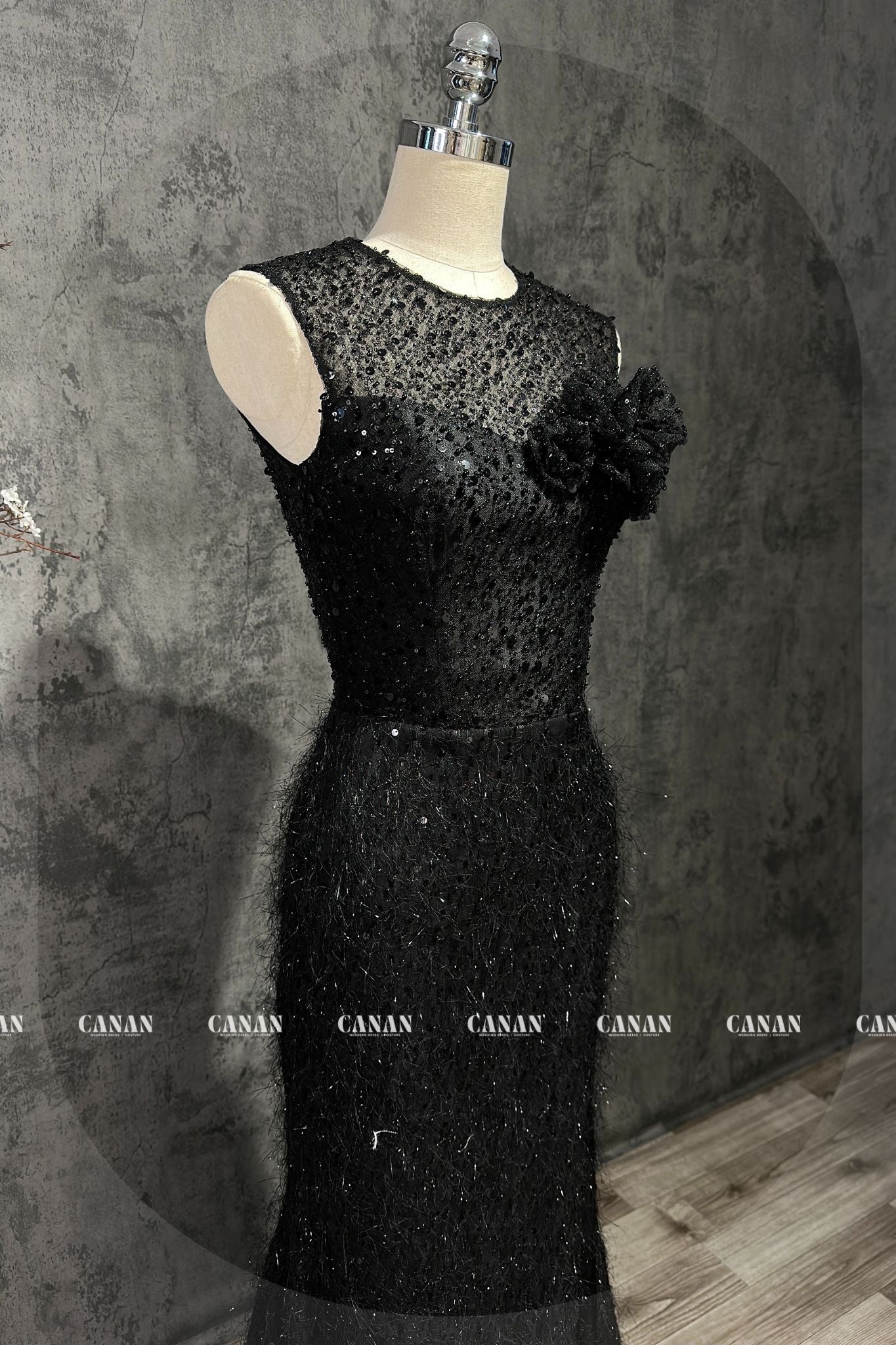 Mysterious Black Lace Evening Dress with Handcrafted 3D Flowers