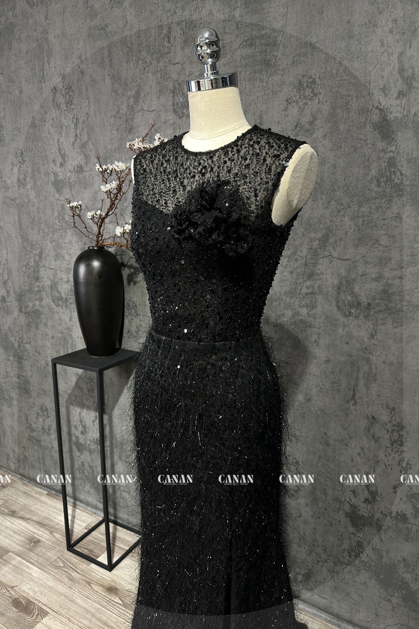 Mysterious Black Lace Evening Dress with Handcrafted 3D Flowers