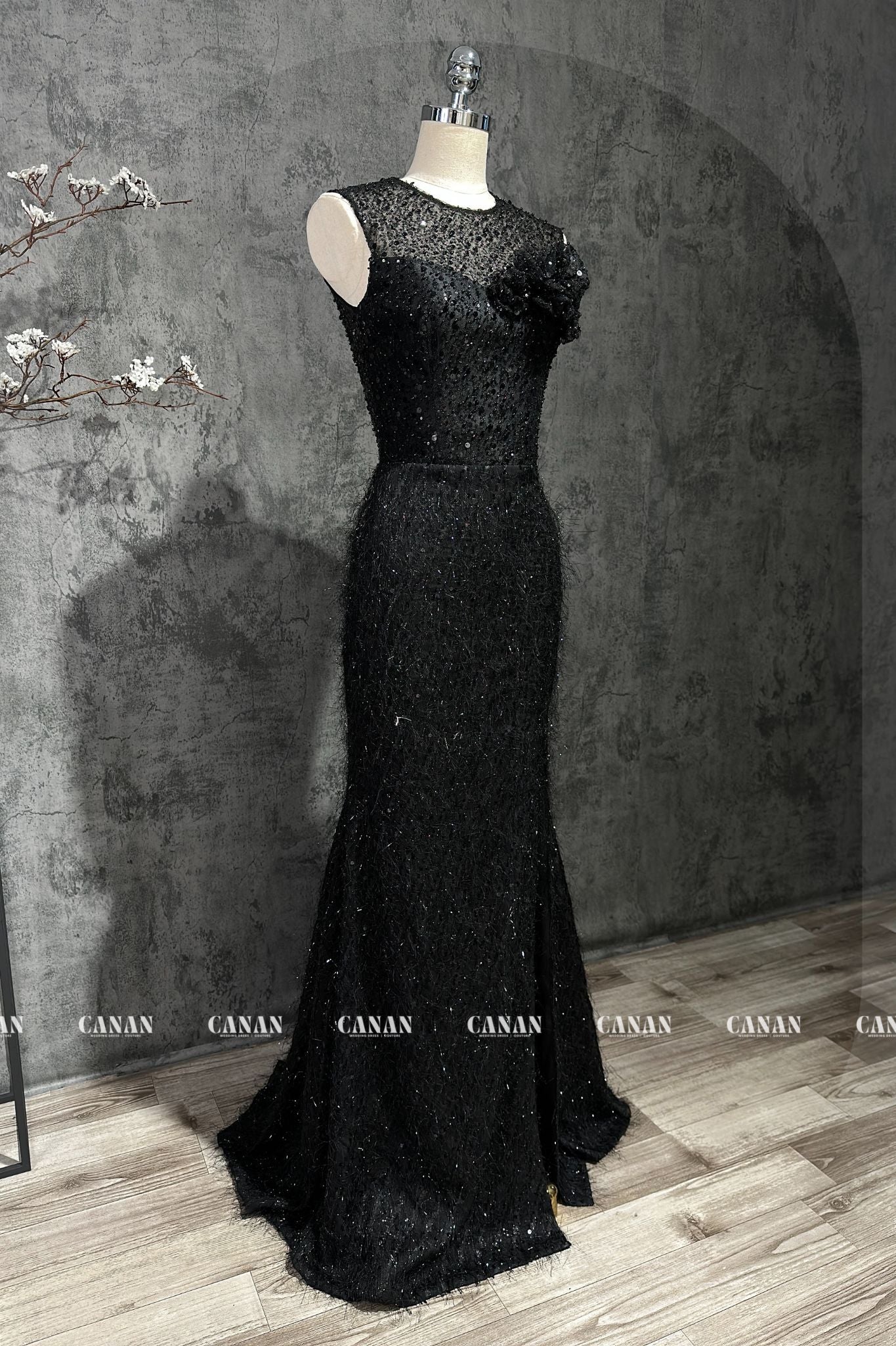 Mysterious Black Lace Evening Dress with Handcrafted 3D Flowers