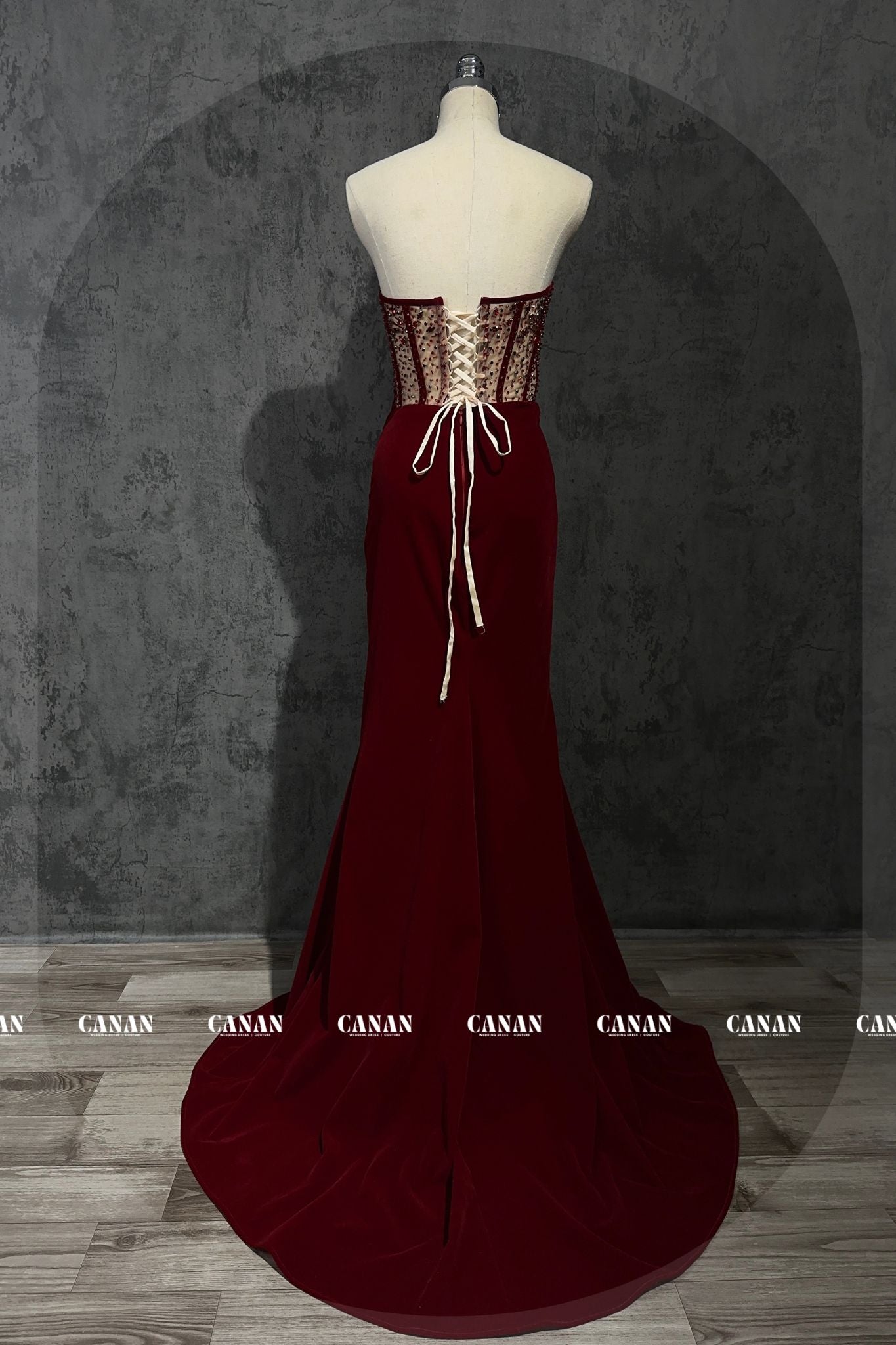 Kaytlyn - Allure and Elegance Combined: Sexy Mermaid Corset Prom Dress