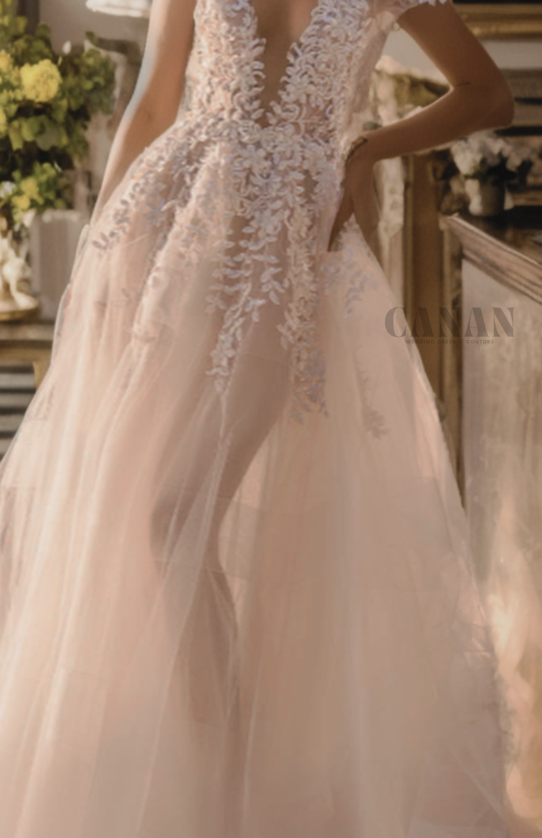 Elegant A-Line Autumn Wedding Dress Featuring Deep V-Neck with Puff Sleeves and Open Back in Ivory Lace and Tulle