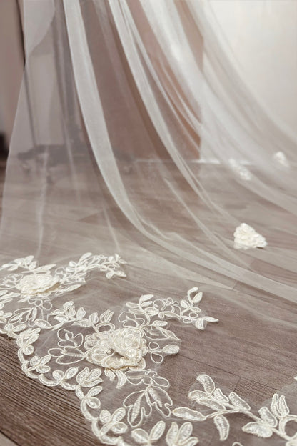 Veil lace bridal accessories