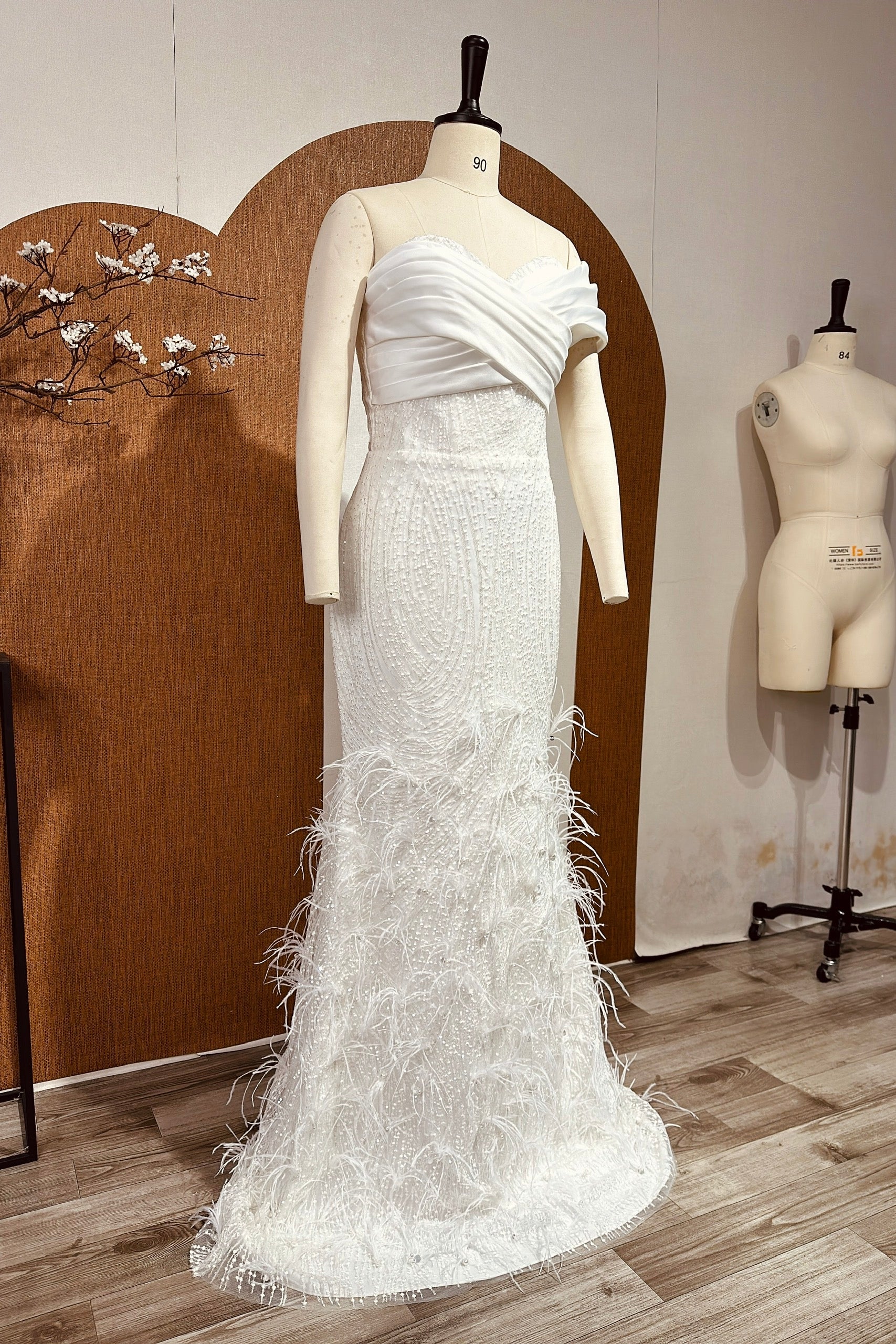 Elegant and Customizable 2-in-1 Mermaid Wedding Dress - Tailored to the Bride's Desires