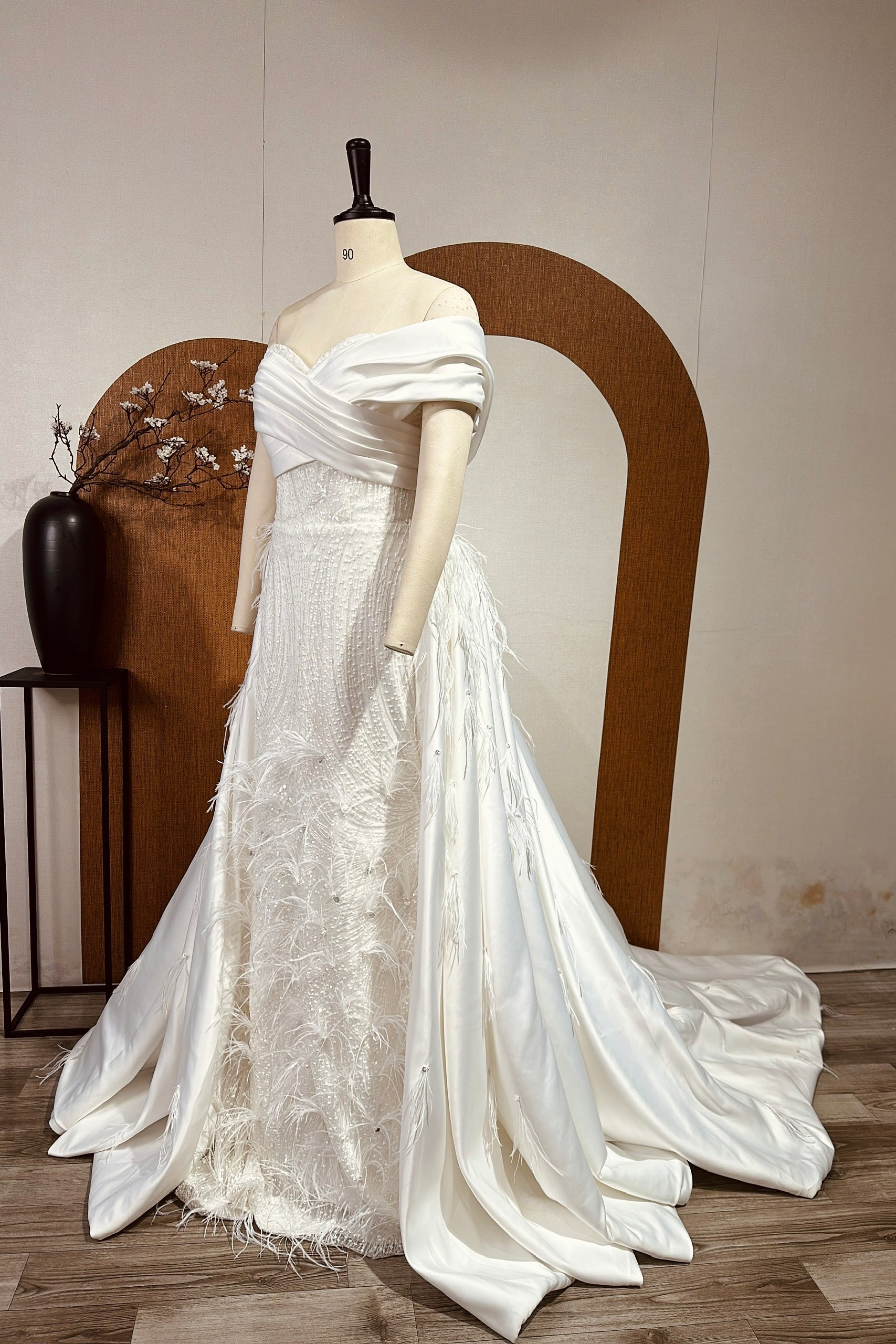 Elegant and Customizable 2-in-1 Mermaid Wedding Dress - Tailored to the Bride's Desires