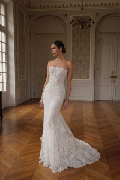 lace mermaid wedding dress with detachable cape and sweetheart neckline