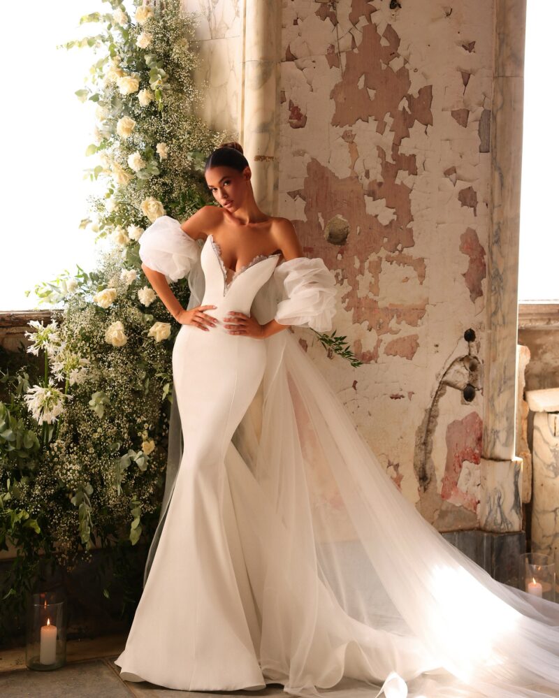 crepe mermaid wedding dress with detachable sleeves and sweeping tulle train
