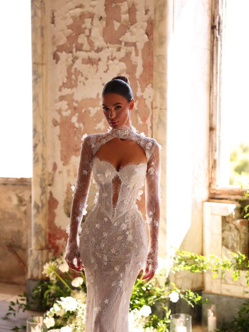 lace high neck mermaid wedding dress chapel train