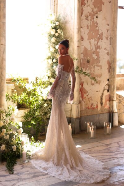 lace mermaid wedding dress with chapel train and detachable sleeves