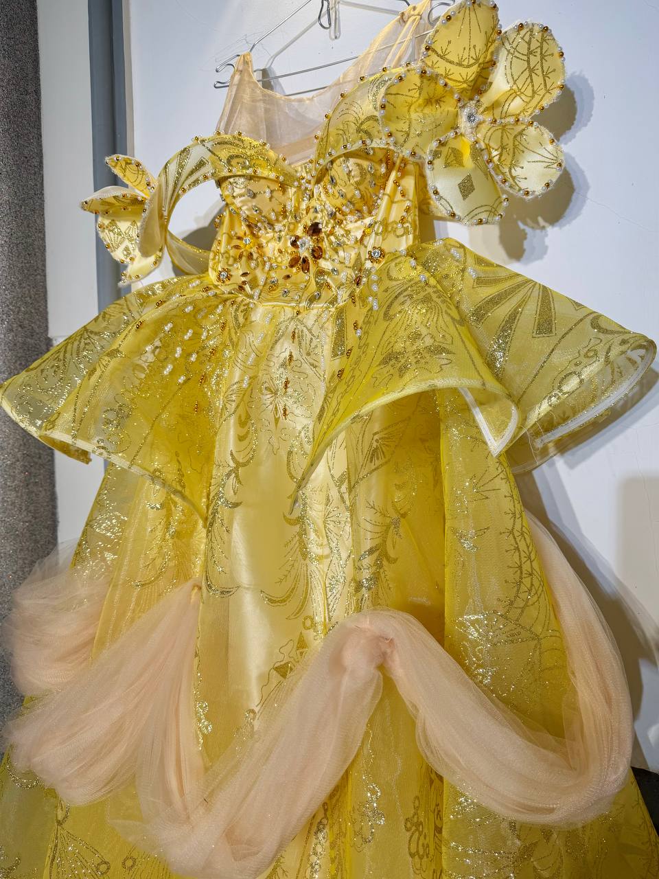Gold Quinceañera Ball Gown – BG0008