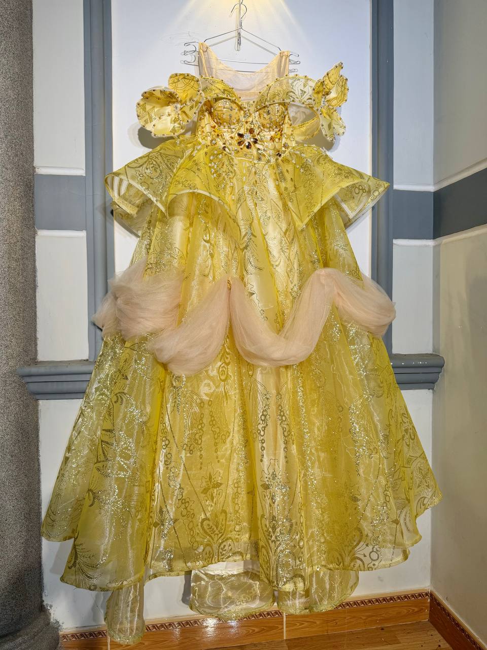 Gold Quinceañera Ball Gown – BG0008